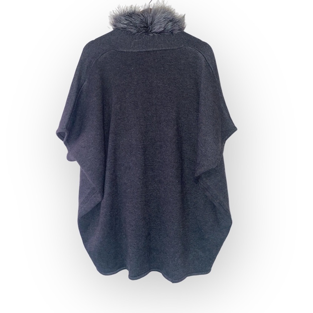 Neiman Marcus faux fur cardigan SIZE XL - Picture 2 of 4